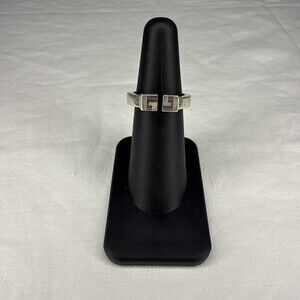 Gucci GG Signet Ring Sterling Silver Size 5.25